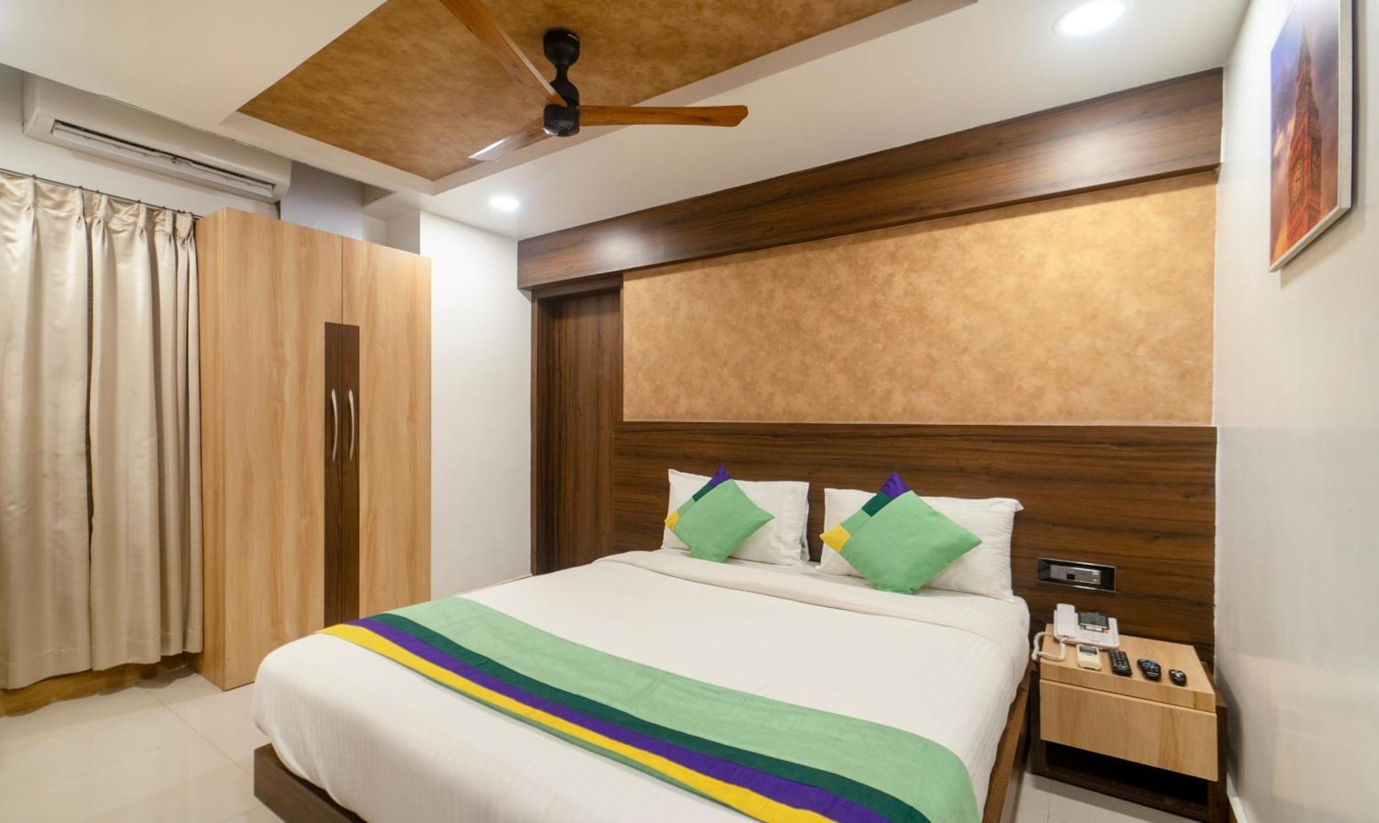 Treebo Golden Swan Pammal Hotel เชนไน ภายนอก รูปภาพ