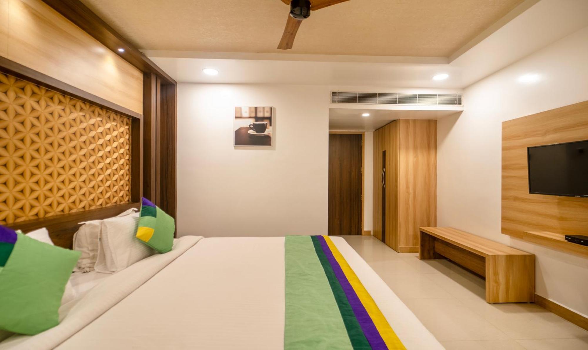 Treebo Golden Swan Pammal Hotel เชนไน ภายนอก รูปภาพ